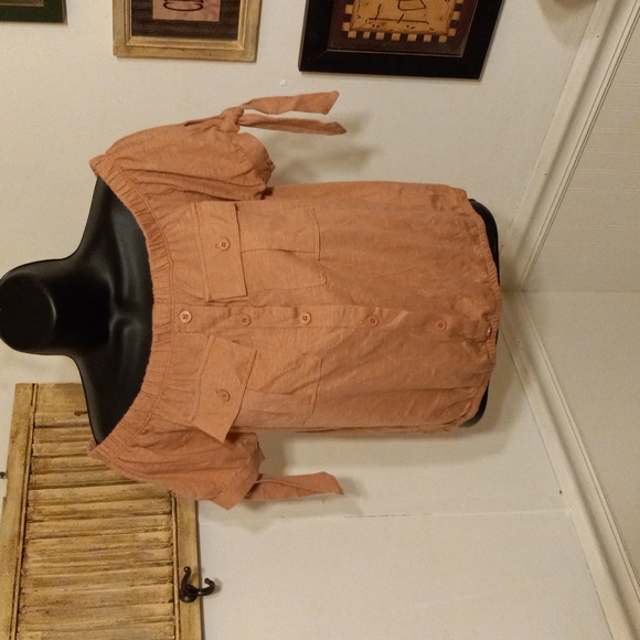 Derek Heart Tops - 🟢 4oz (272) Derek heart cold shoulder pink   crop top